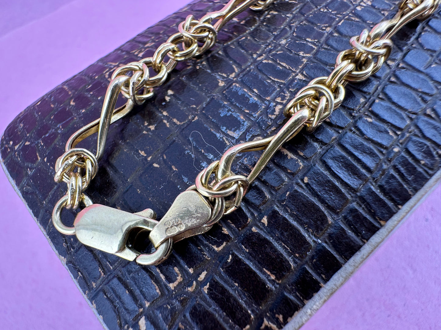 9ct Gold infinity & Byzantine link bracelet