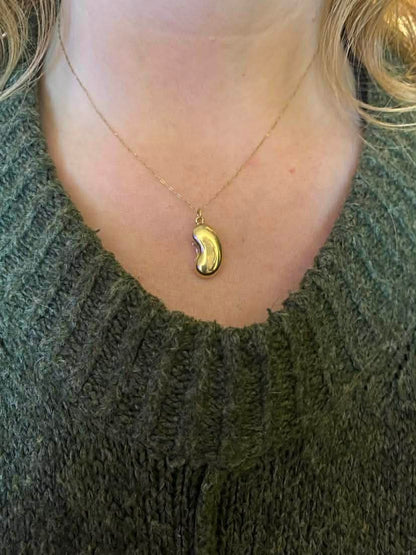 Vintage 9ct gold Lucky Bean charm