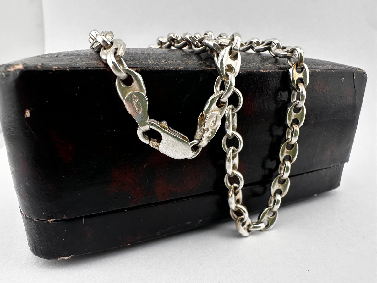Vintage Sterling Silver Puffy Mariner chain