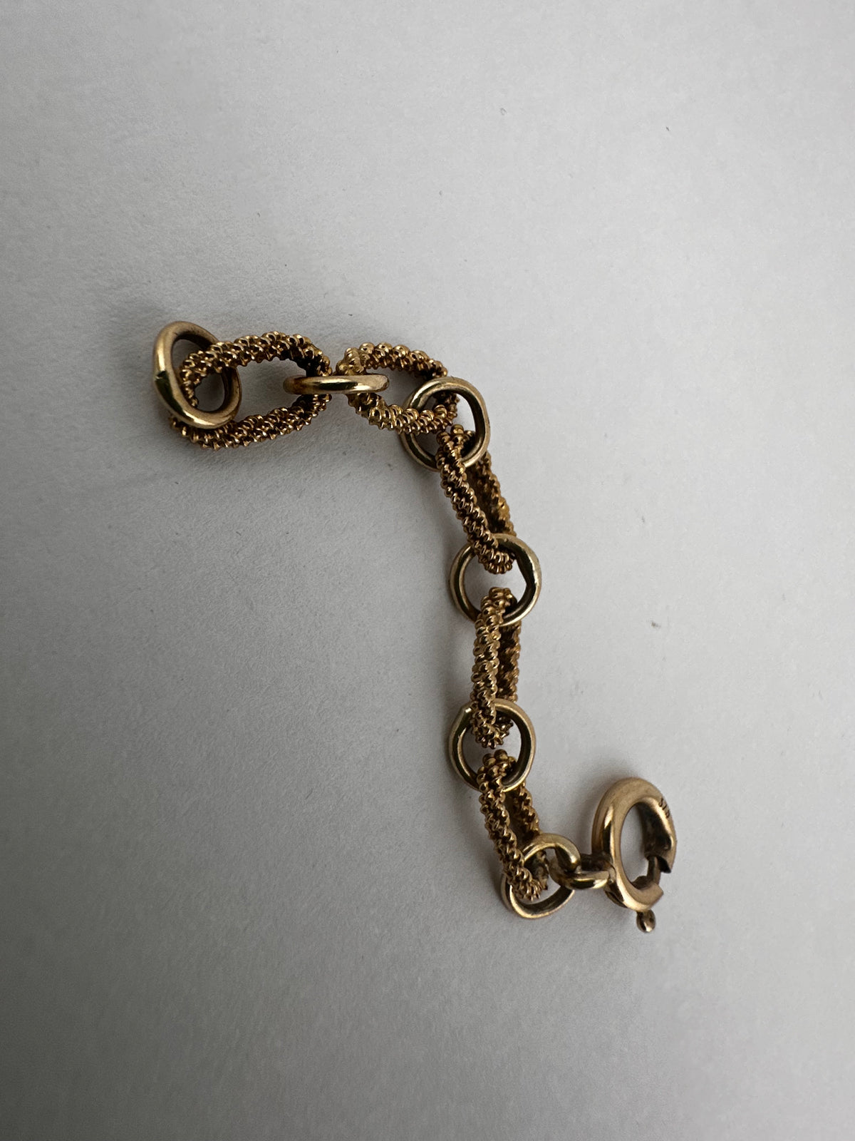 Vintage 9ct gold textured cable extender