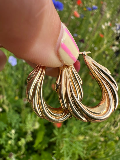 Vintage UnoAerre Swag Hoops