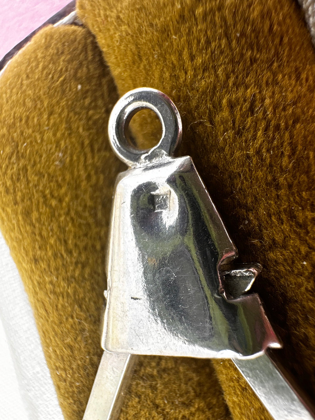 900 Silver charm holder