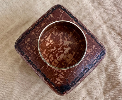 Vintage 9ct Gold Star Patterned band