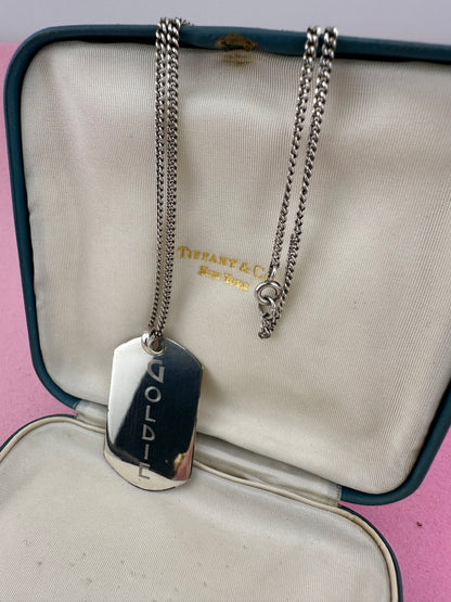 Silver Goldie Nameplate pendant on a curb chain
