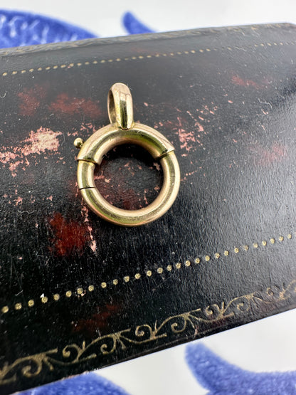 Antique 9ct Gold Bolt clasp