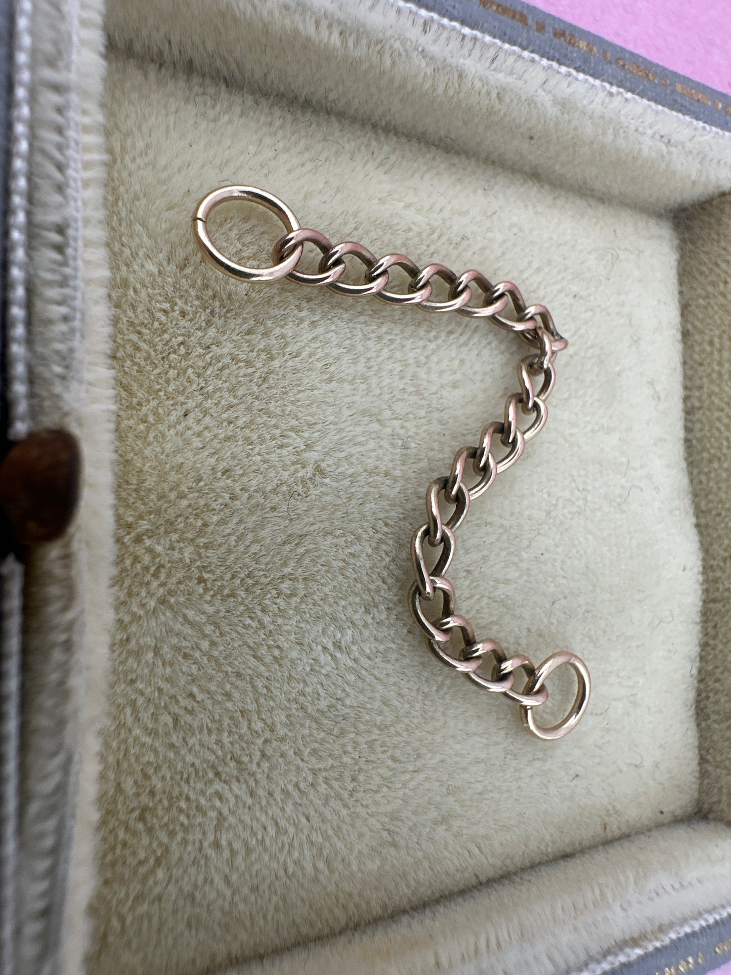 9ct Gold curb extender- no clasps