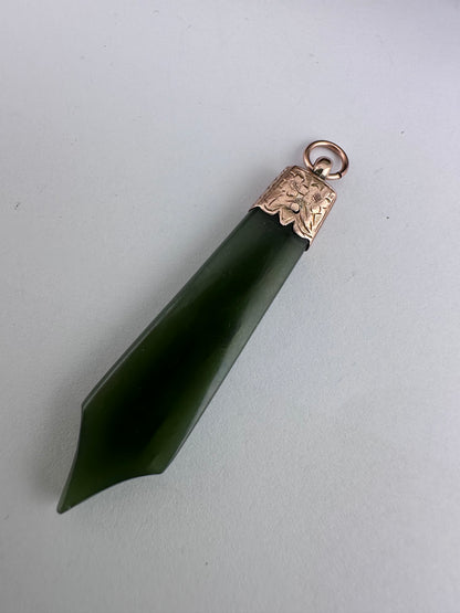 Antique 9ct rose gold Nephrite Jade pendant