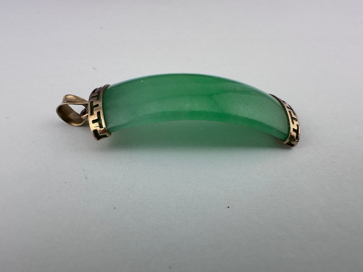 9ct Chinese Jade Pendant