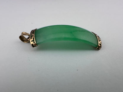 9ct Chinese Jade Pendant