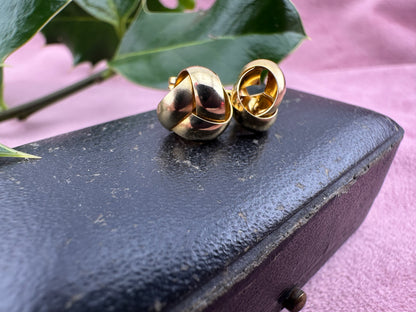 18ct Knot Stud earrings