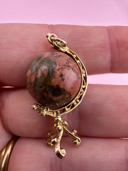 Vintage 9ct Gold Jasper Globe, 5.7g