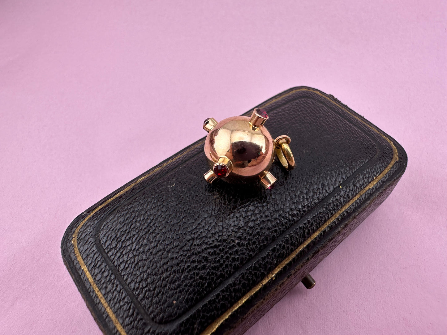 Vintage 18ct Gold Sputnik with paste pink/red stones