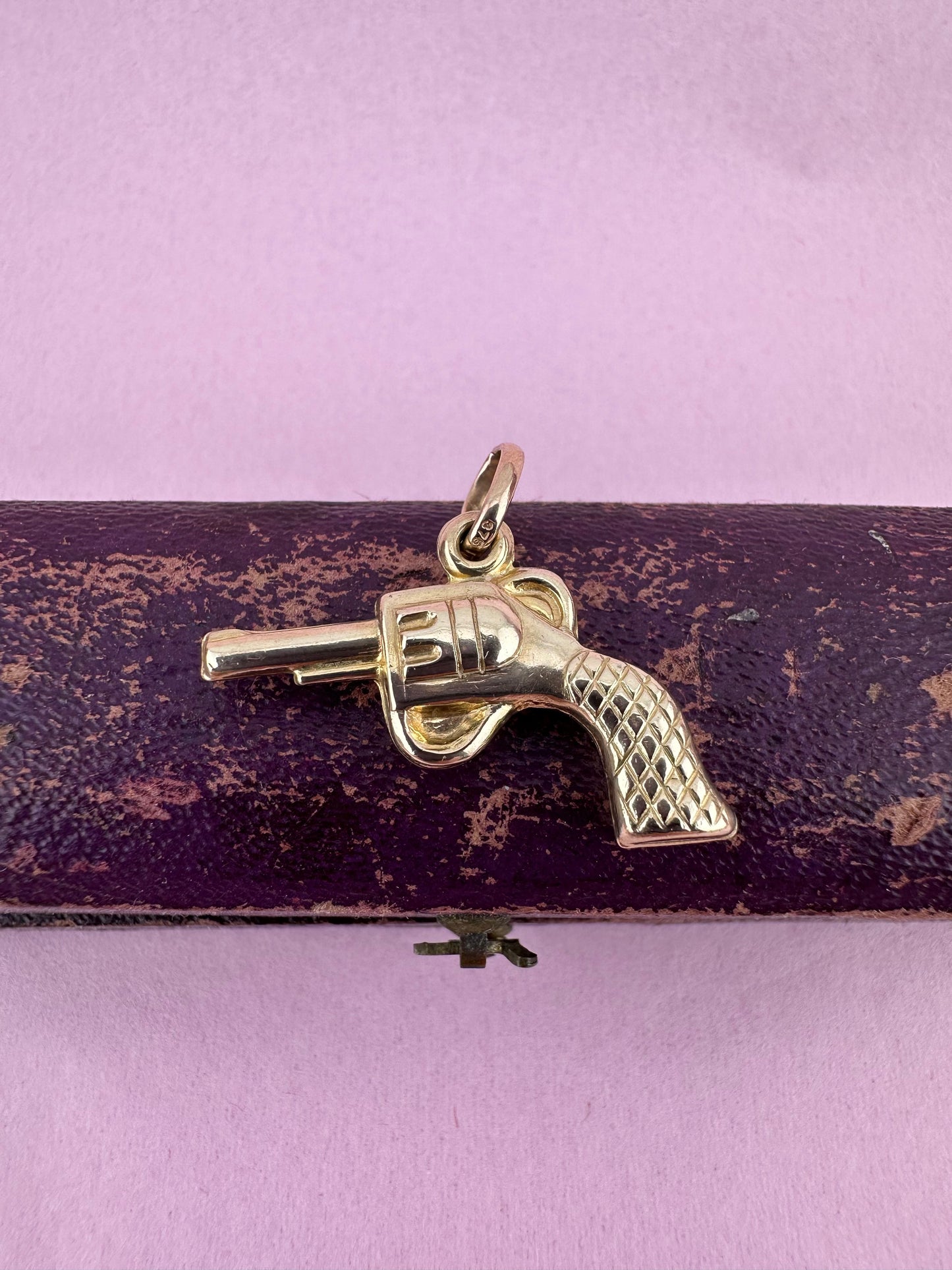 Vintage 9ct Gold Pistol Charm, 1.17g