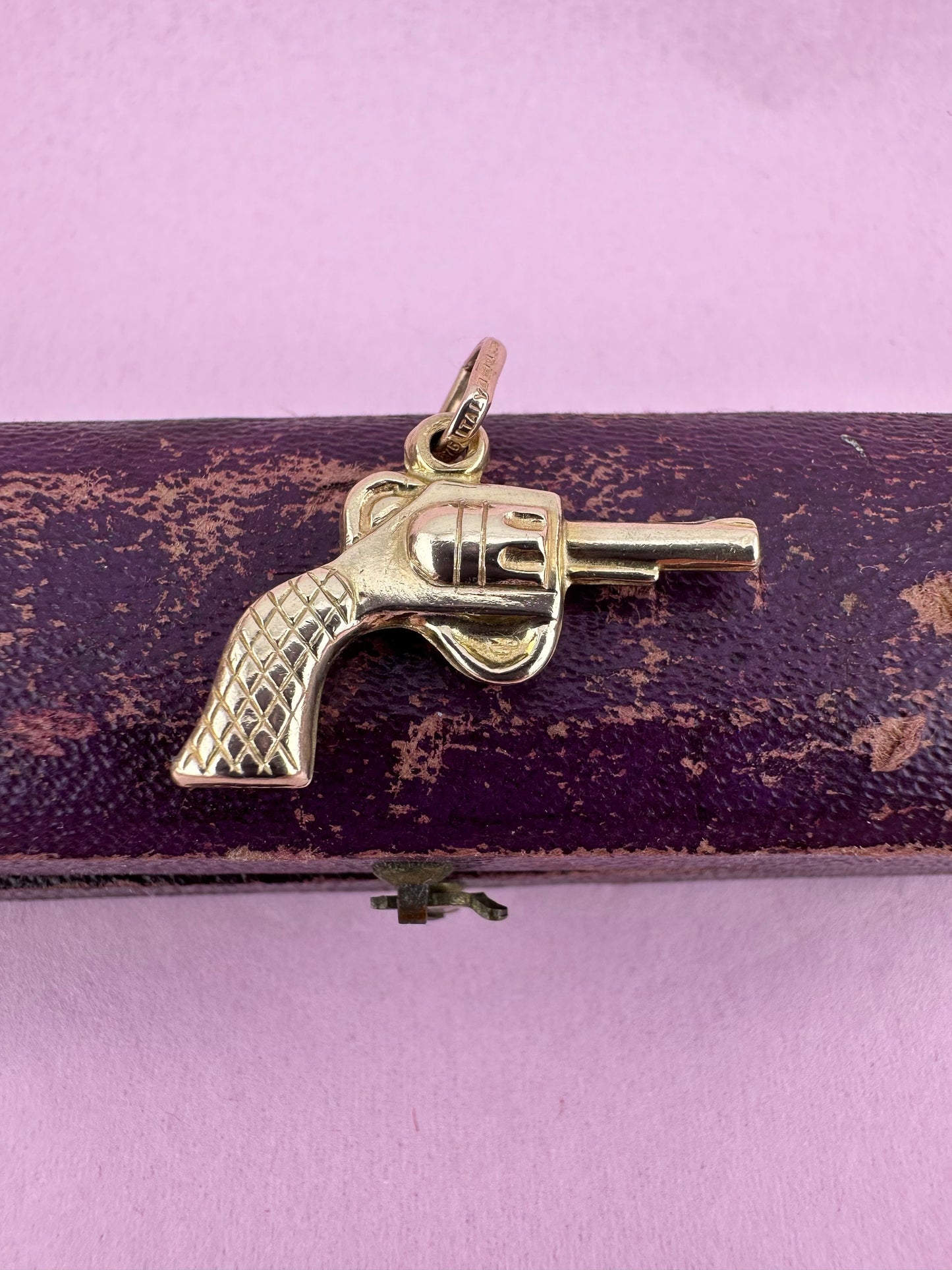 Vintage 9ct Gold Pistol Charm, 1.17g