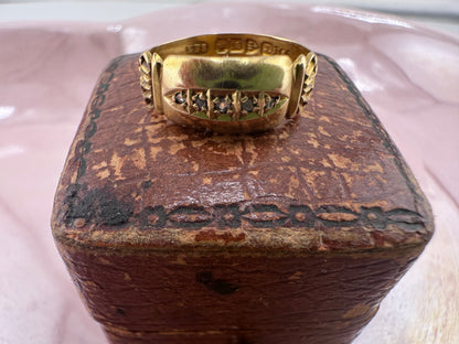 Antique 18ct Gold Rose Cut diamond Gypsy set ring