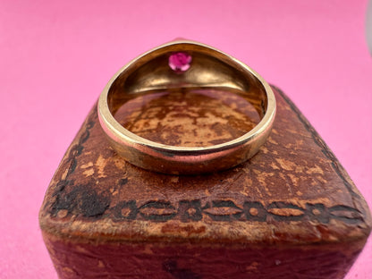 Vintage 9ct Ruby Belcher Ring