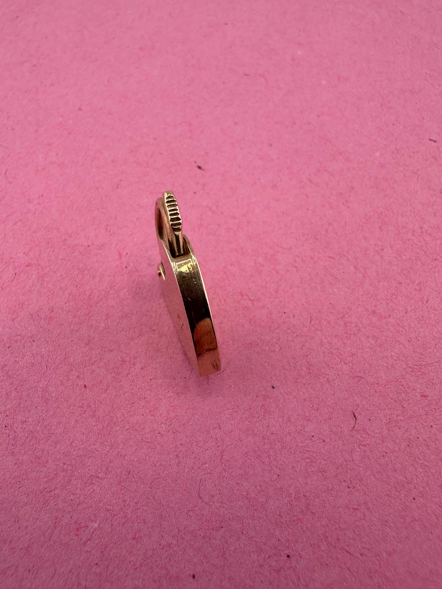 Vintage 9ct gold Engraved Heart Padlock, 1971, 2.83g, 2.2cm