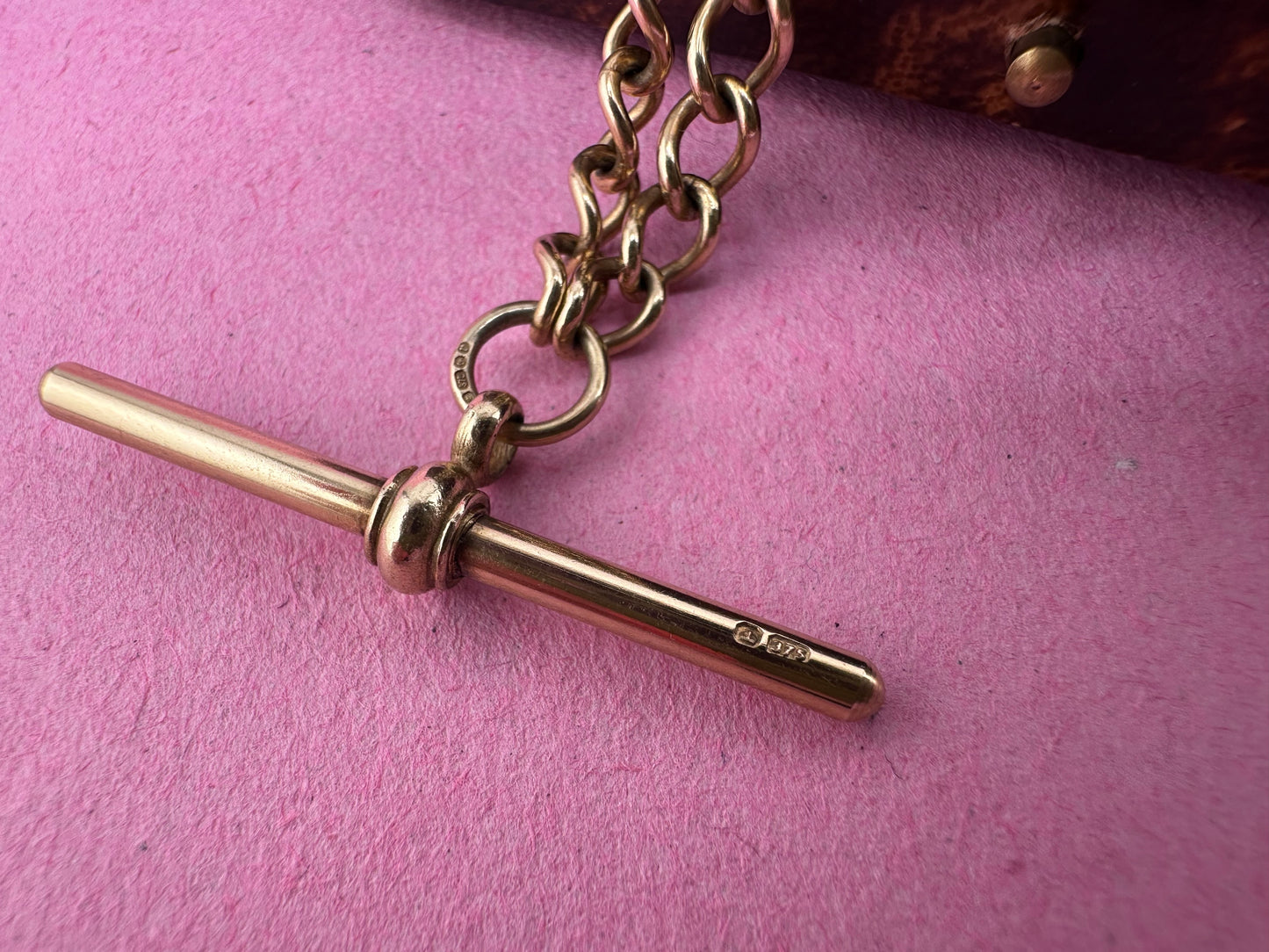 Vintage 9ct Yellow Gold Albert Chain and two swivel dog clips