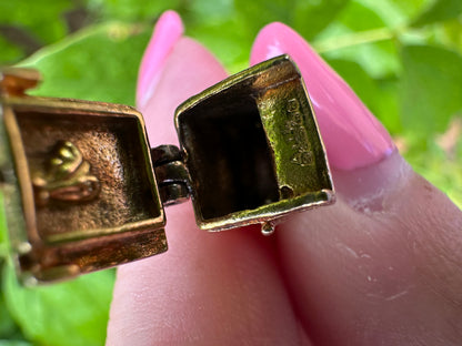 Vintage 9ct Gold Cash register charm, bottom opens
