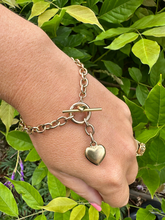 Vintage 9ct Gold Cable bracelet with heart toggle and heart t-bar