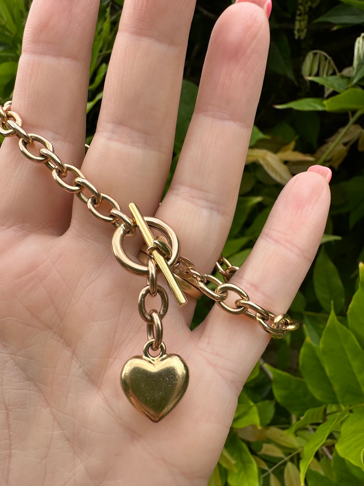 Vintage 9ct Gold Cable bracelet with heart toggle and heart t-bar