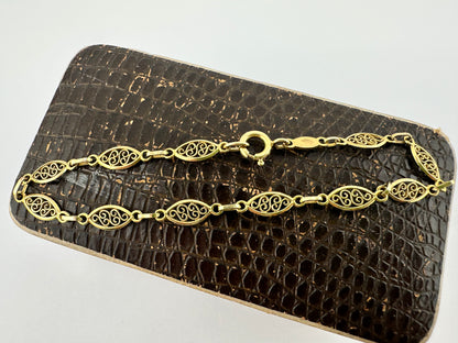 Vintage 9ct gold Filigree bracelet