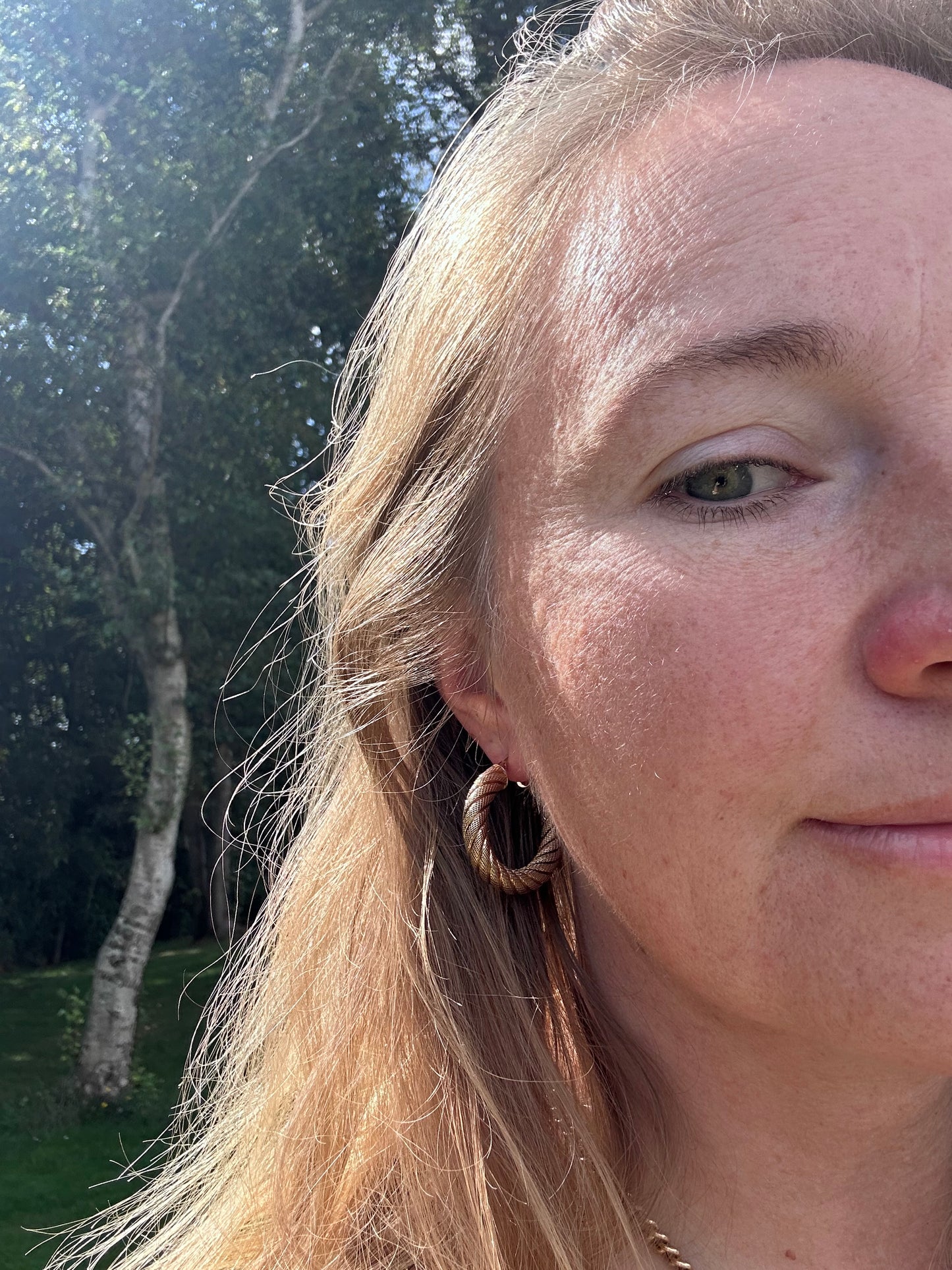 9ct Gold UnoAerre Textured chunky Round Hoops