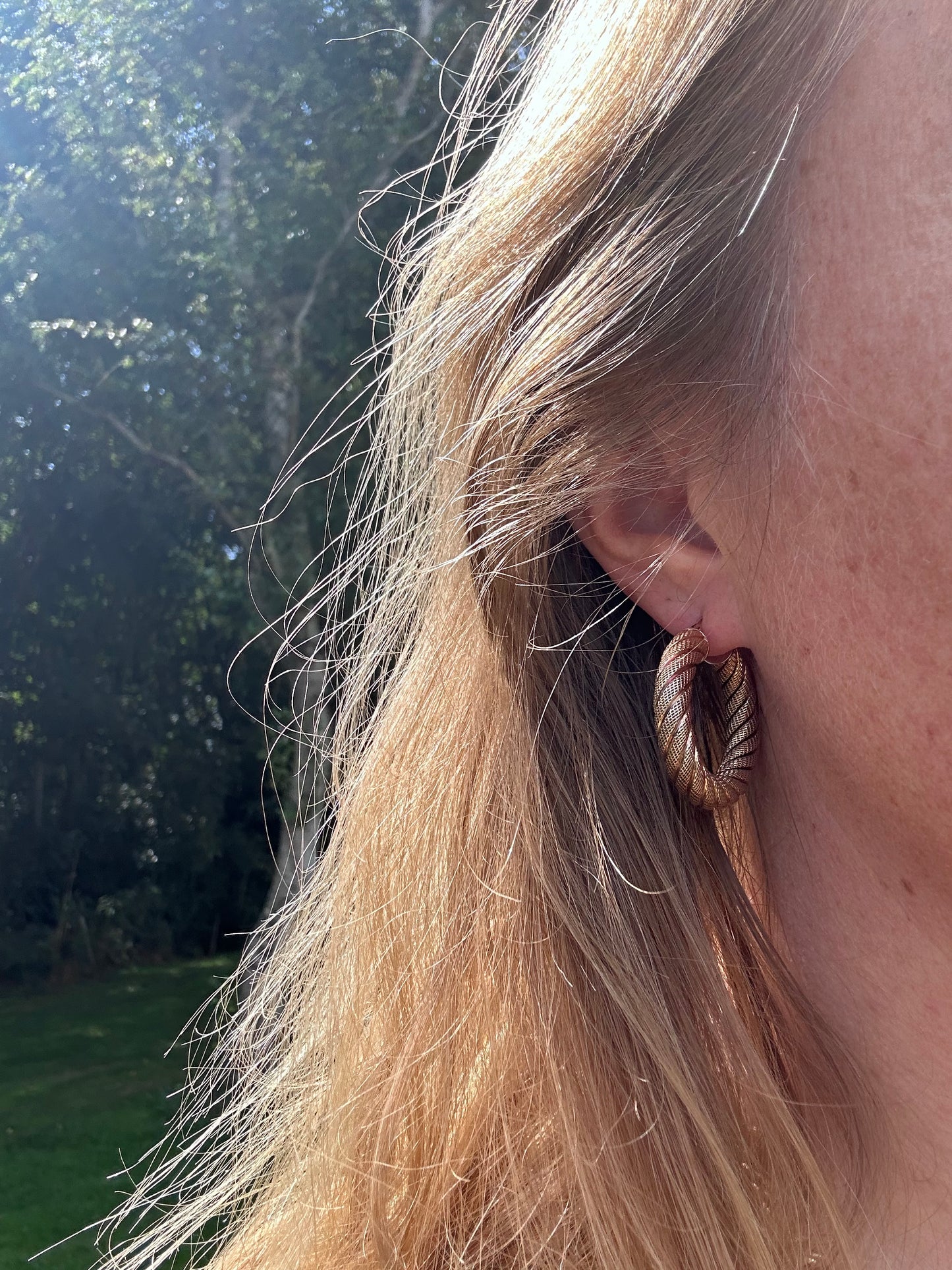 9ct Gold UnoAerre Textured chunky Round Hoops