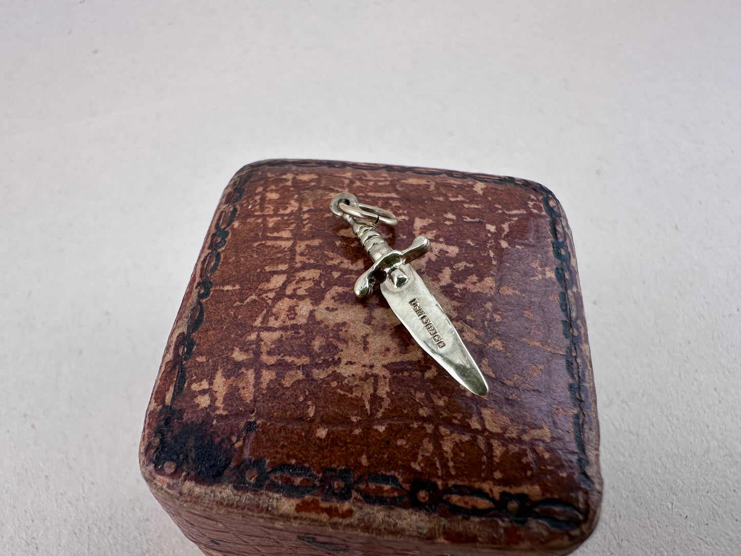 Vintage 9ct Dagger charm
