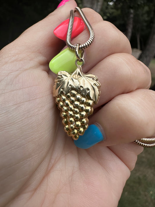 Vintage 9ct Gold Grape Charm