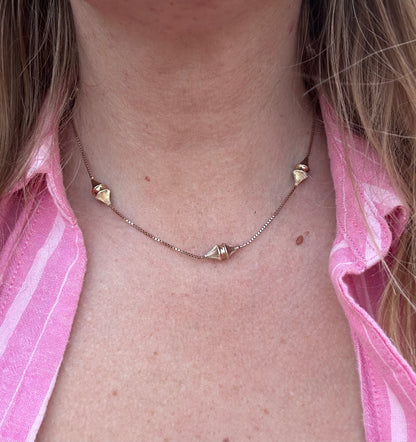 Vintage 9ct yellow Gold Rhombus station chain