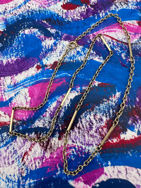 Antique 9ct yellow gold Bar and Cable link chain with bolt clasp.