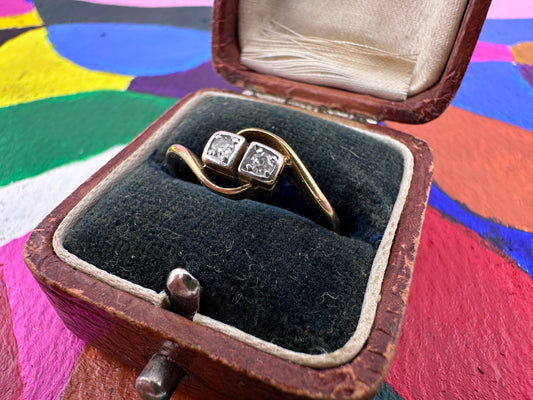18ct Gold square set Diamond Toi Et Moir ring