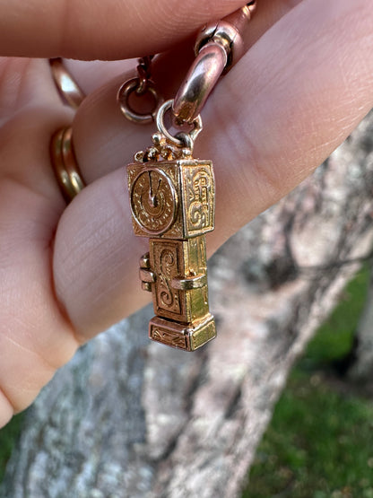 Vintage 9ct Gold ‘Hickory Dickory Dock’ Clock charm