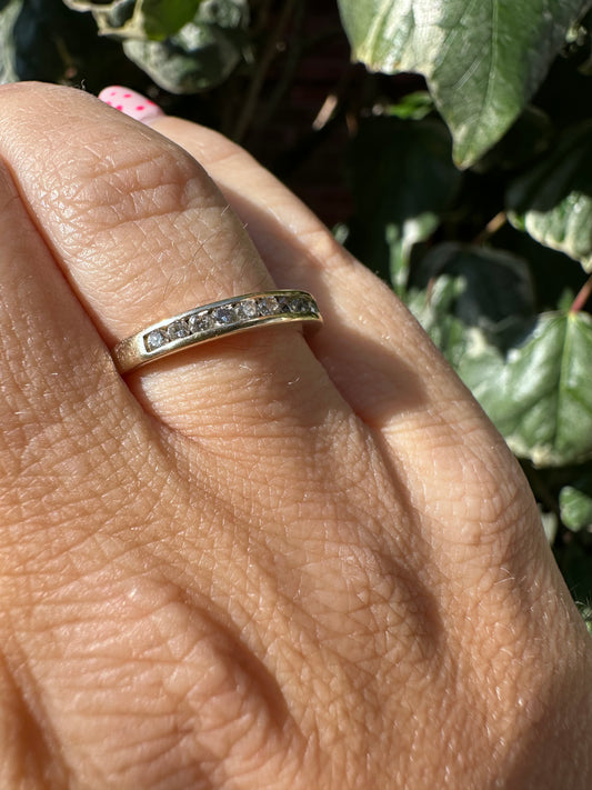 Vintage 14ct Gold channel set diamond ring