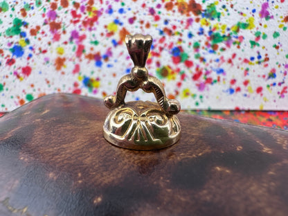 Antique 9ct Yellow Gold Fob