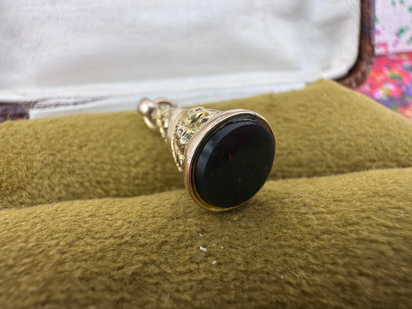 Antique 9ct Gold Blood Stone fob