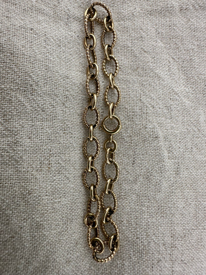Vintage 9ct Ribbed Oval link Bracelet, with bolt clasp