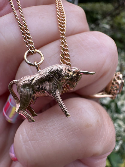 14ct Bull Charm