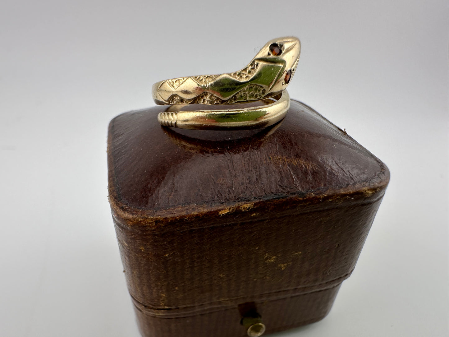 Vintage 9ct Gold Snake Ring with Garnet Eyes