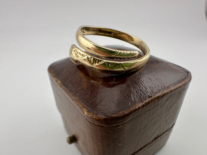 Vintage 9ct Gold Snake Ring with Garnet Eyes