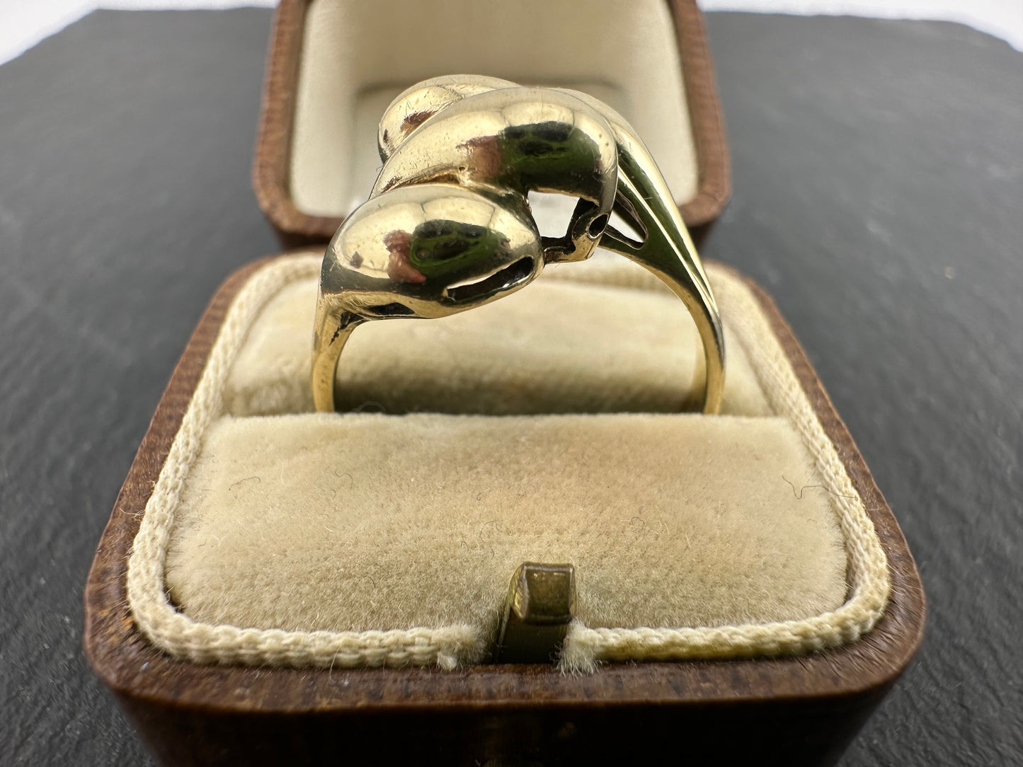 Vintage 9ct Puffy Croissant Ring, size P