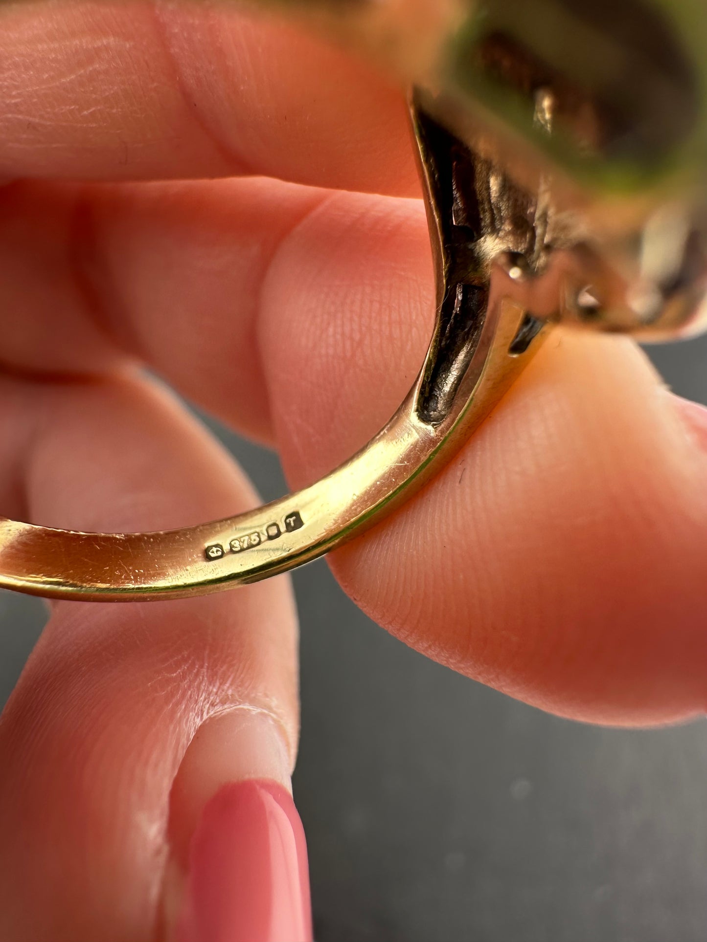 Vintage 9ct Puffy Croissant Ring, size P