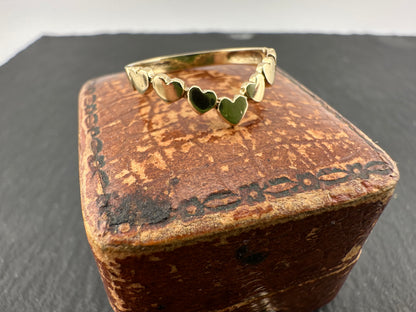 Vintage 9ct Heart Wishbone ring, size K1/2