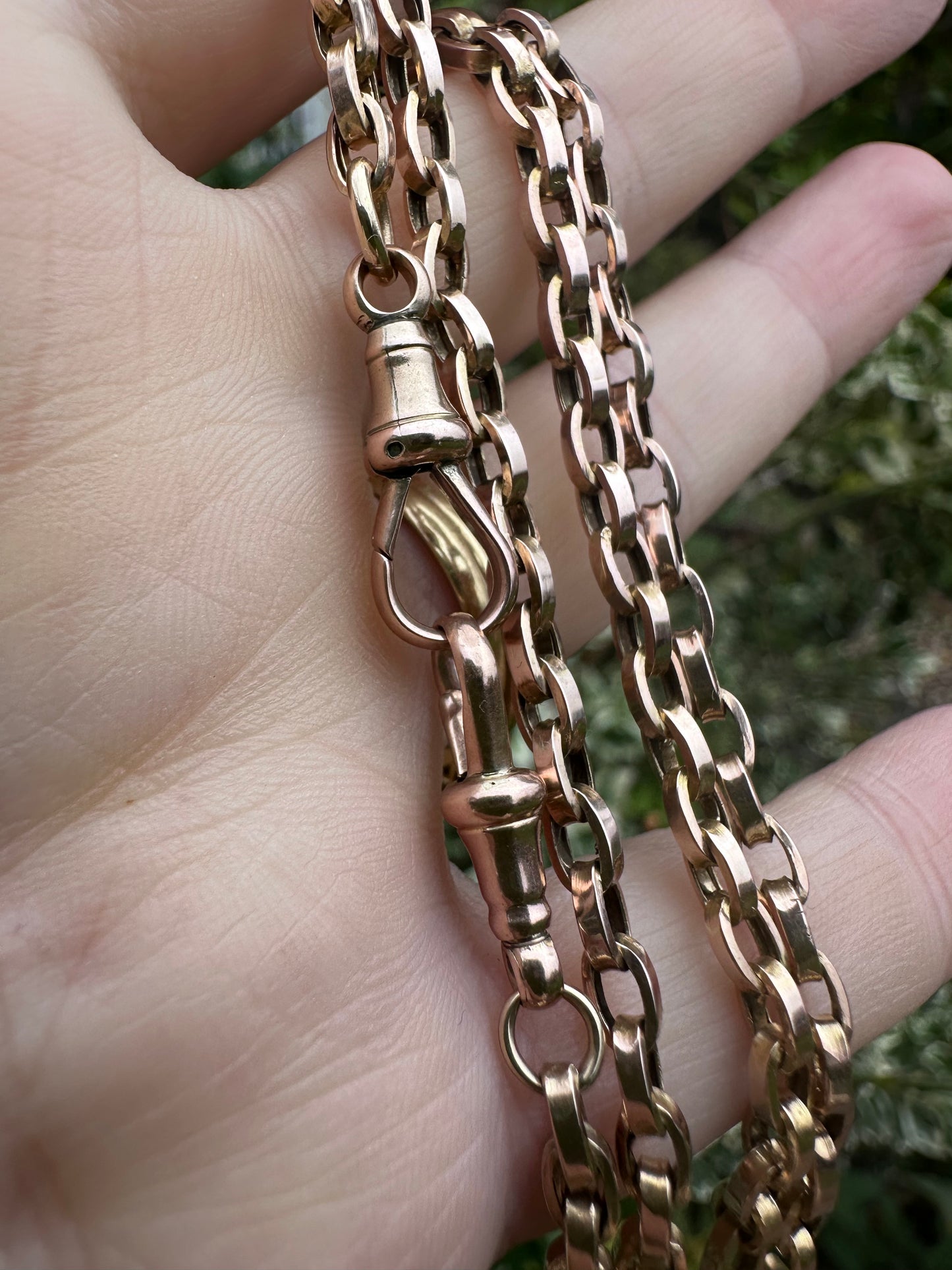 Antique 9ct Rose Gold Flat edged Oval belcher with 2 dog clips