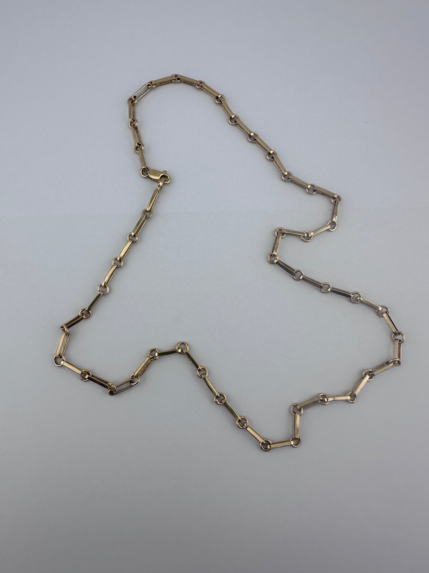 Vintage 9ct yellow gold Paperclip chain