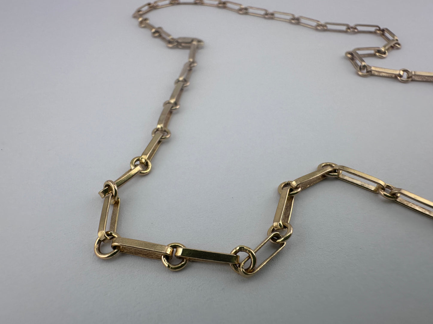 Vintage 9ct yellow gold Paperclip chain