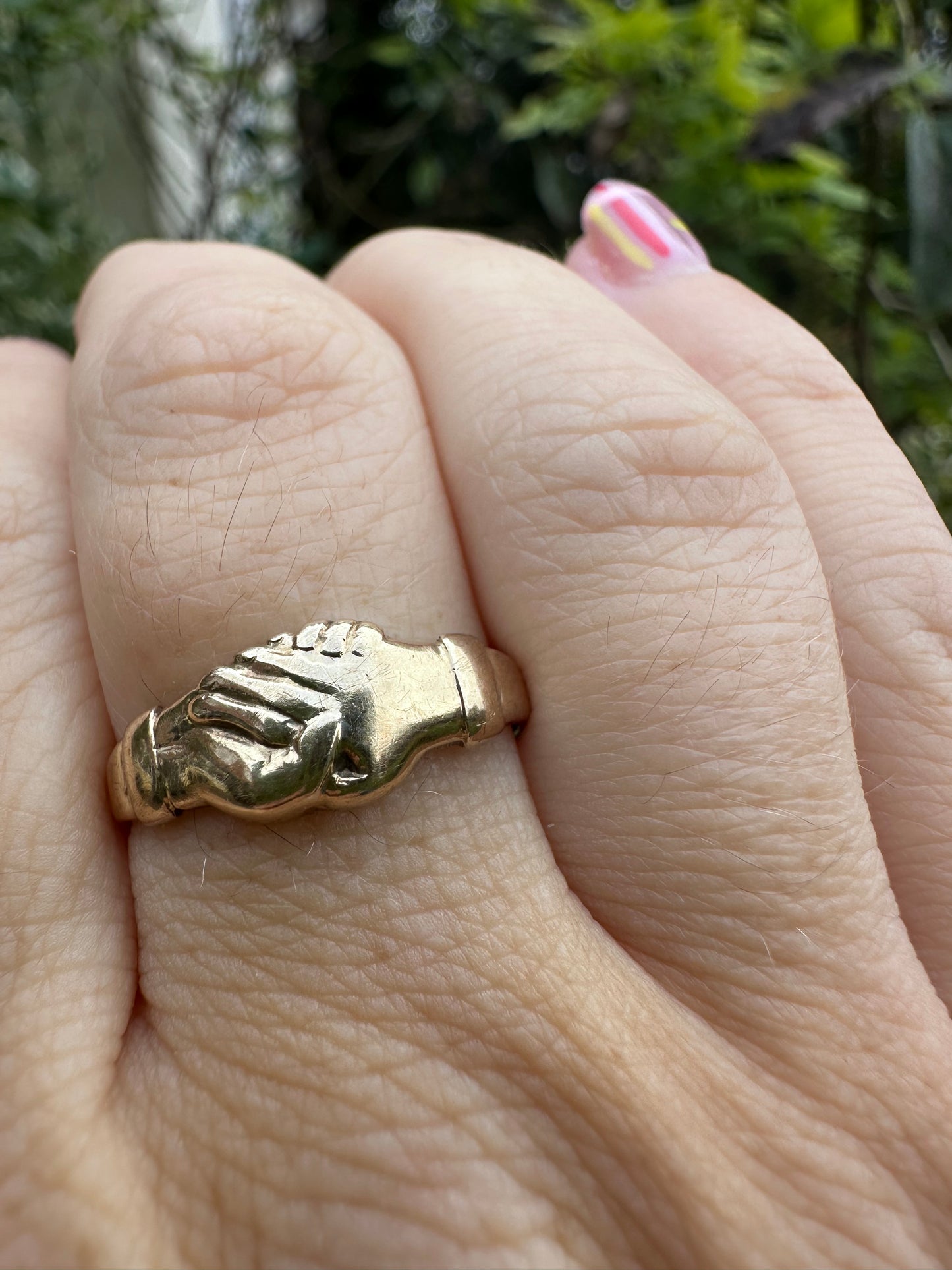 9ct Gold Fede clasped Hands rings