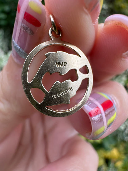 Vintage 9ct Small Pisces charm