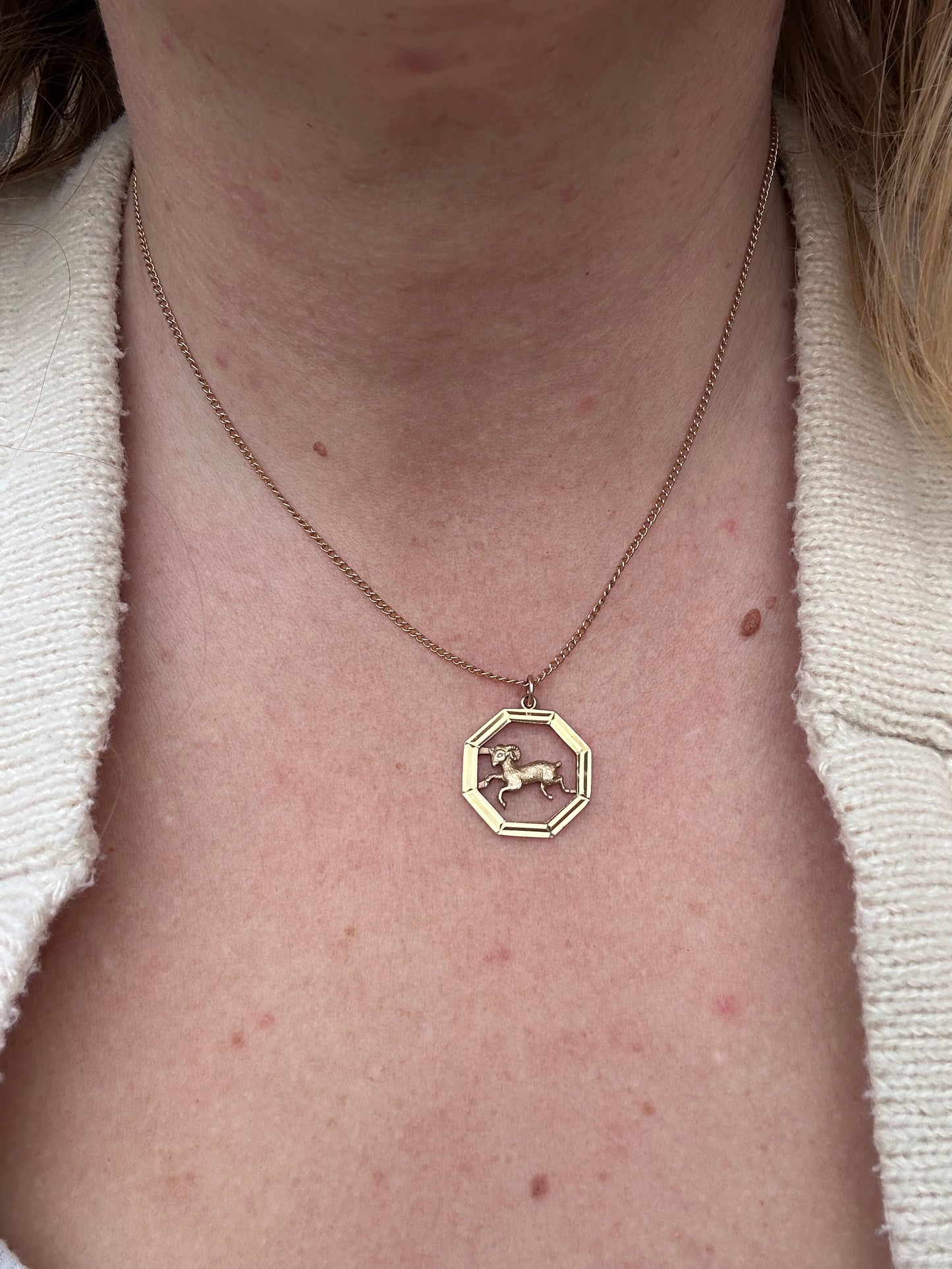 Vintage 9ct Gold Octagonal Aries Pendant